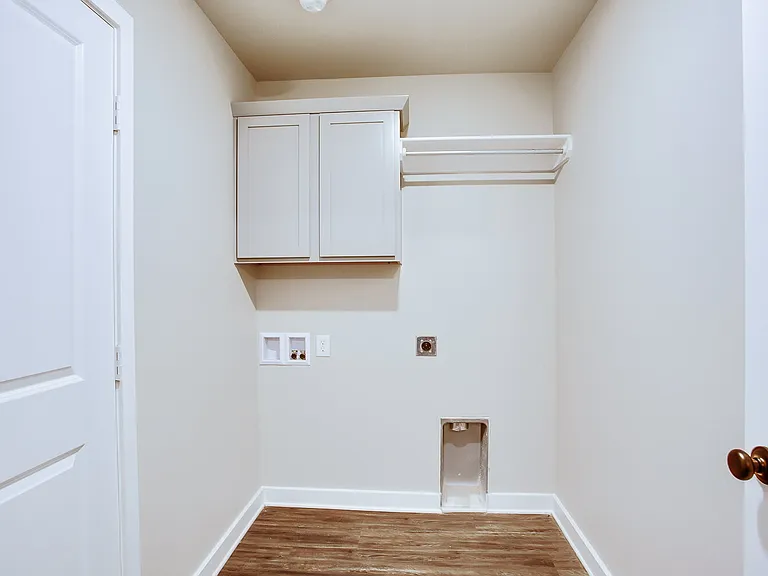 13702 Avenue R — Photo 17