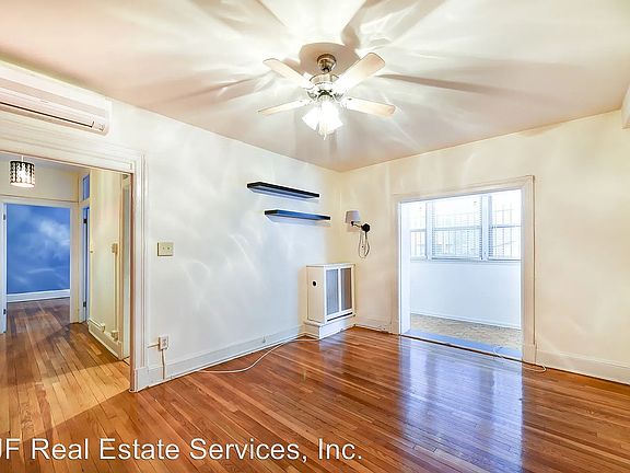 2nd image of 1910 Kalorama Rd NW APT 106