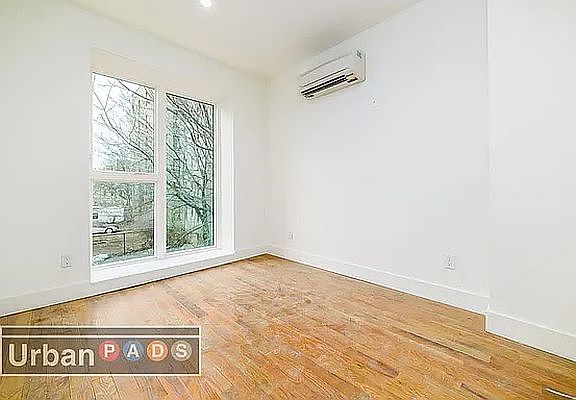 3rd image of 167 Linden Blvd #3D