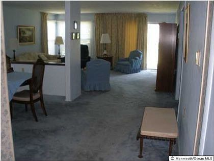 2nd image of 12 Woodstock La