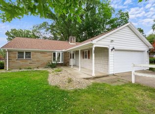 405 Hillcrest Dr, Ashland, OH 44805