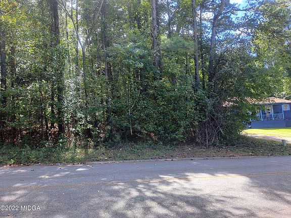 2nd image of 4434 Wolf Creek Dr