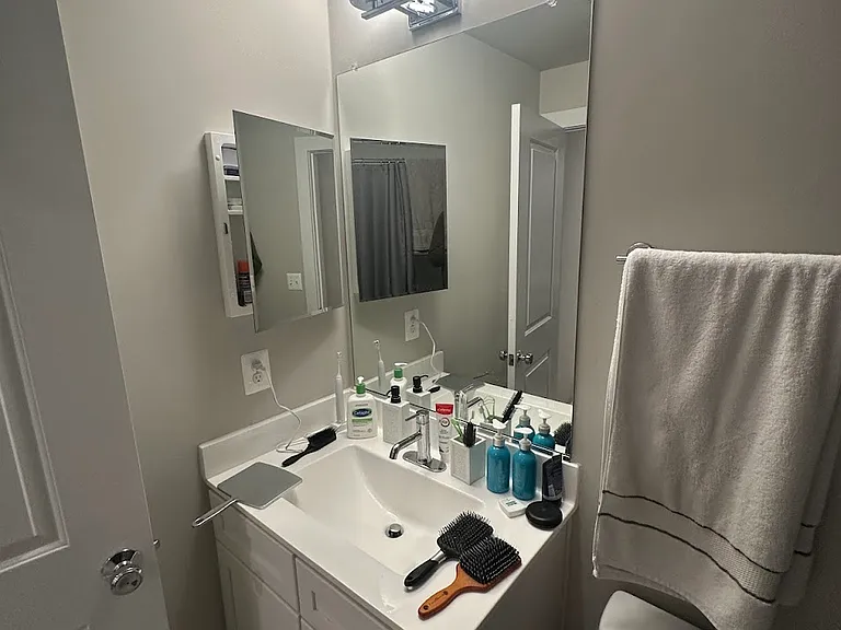 14566 Lake Vista Dr — Photo 87