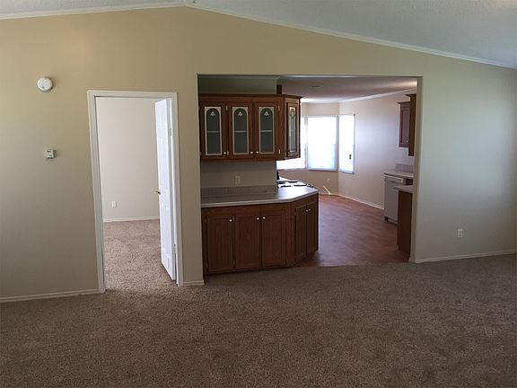 4th image of 216 Shady Oaks Dr