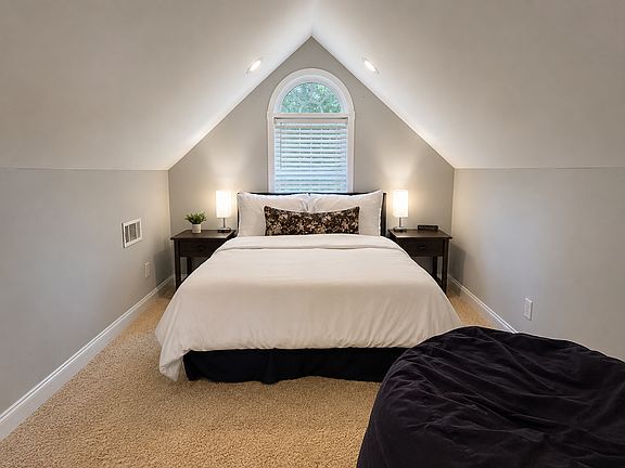 5th image of 204 White Pond Ln