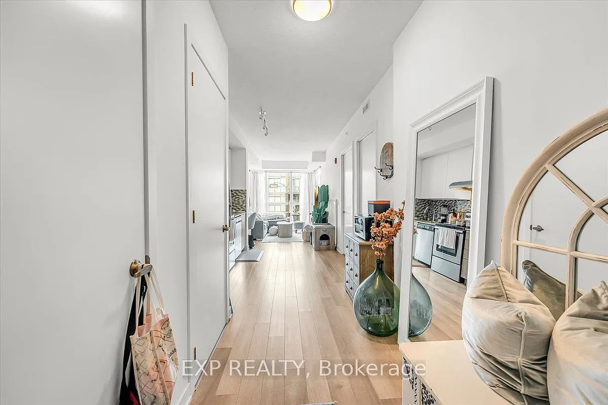 1 bed, $2,000 — Photo 3
