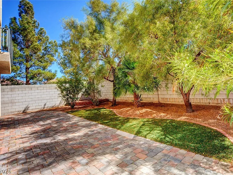 10700 Shasta Glow Ct — Photo 45