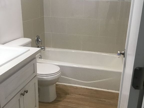 5th image of 3515 Mentone Ave #5