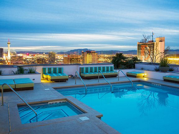 5th image of 150 Las Vegas Blvd N Unit 1509
