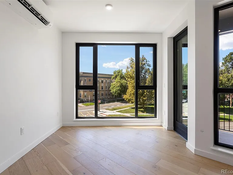 1601 Park Ave #302 — Photo 10