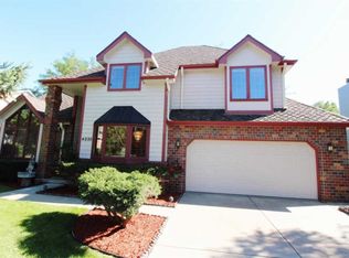 4535 Birch Hollow Dr, Lincoln, NE 68516