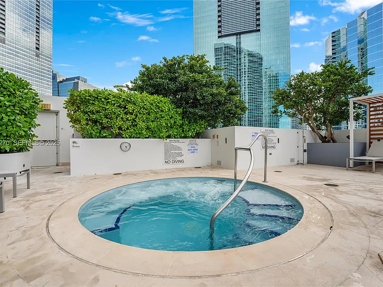 1300 Brickell Bay Dr #2000 — Photo 12