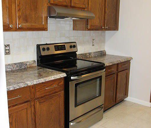 4th image of 7325 Wildwood Ct #1