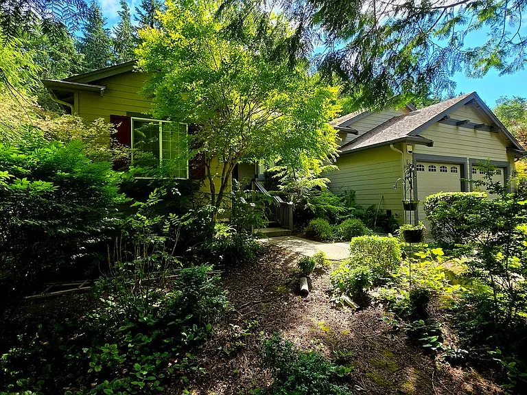 81 Mount Constance Way — Photo 1