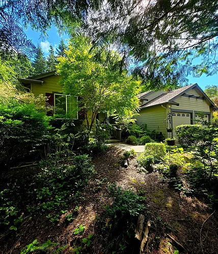 81 Mount Constance Way Photo 1