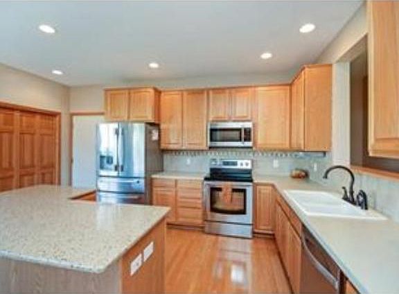 4th image of 13900 54th Ave N #2001