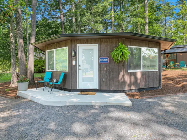8 Palatka St #4, Arden, NC 28704