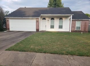1401 Spring St, Bentonville, AR 72712