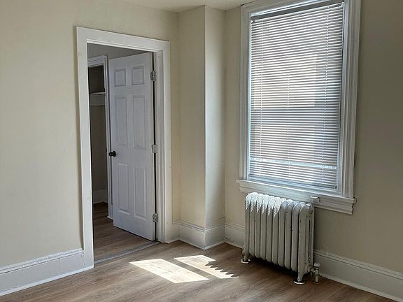 4th image of 1124 N 41st St Floor 3