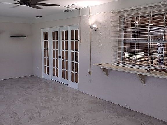 4th image of 1234 Medinah Dr