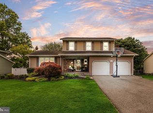 1049 Estates Blvd, Hamilton, NJ 08690