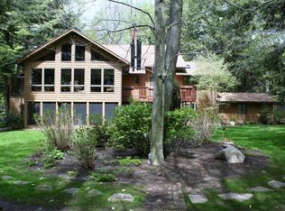 17000 Inavale St, Holland, MI 49424