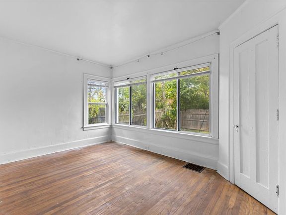 5th image of 1410 Glynn Ct