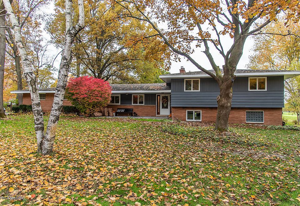 1st image of 86 Hickory Ln