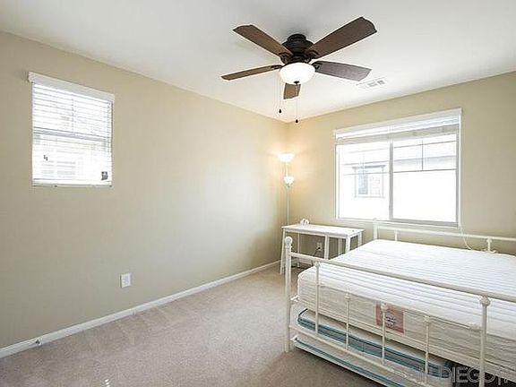 2nd image of 512 Moonlight Dr