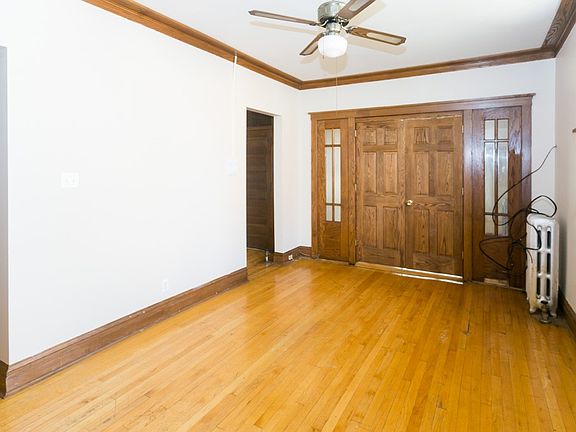 4th image of 5940 N Broadway St #Wn2