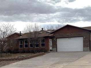 113 Butterfield Rd, Evanston, WY 82930
