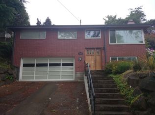 1919 42nd Ave SW, Seattle, WA 98116