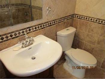 3rd image of 950 Tanglewood Cir