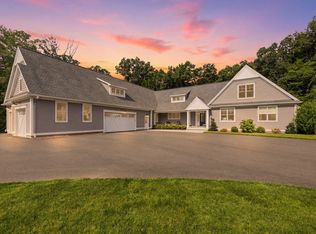 82 Churchill Dr, Longmeadow, MA 01106