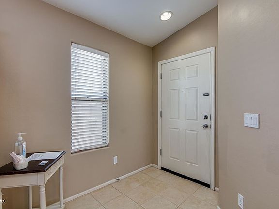2nd image of 44398 W Cypress Ln