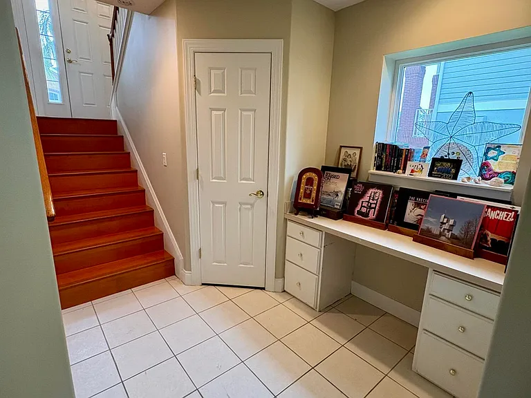 169 Sunset Cir N — Photo 22