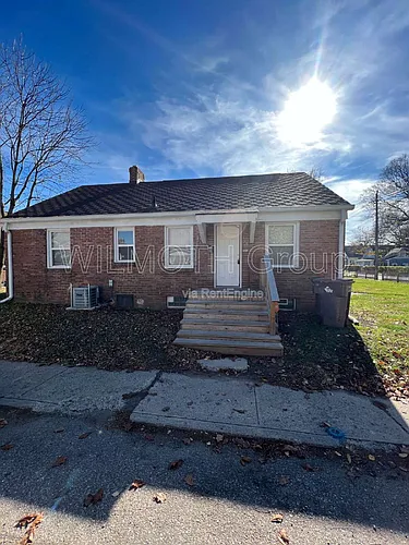 607 N Tibbs Ave Photo 1