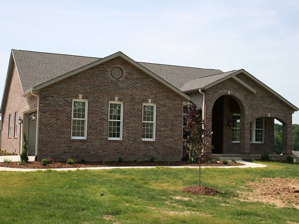1st image of 114 Woodland Hills Dr