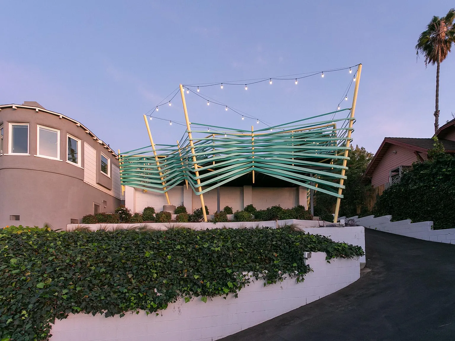 1 bed, 900 sqft, $3,995 — Photo 3
