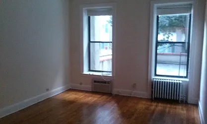 Rented by Green Line Realty