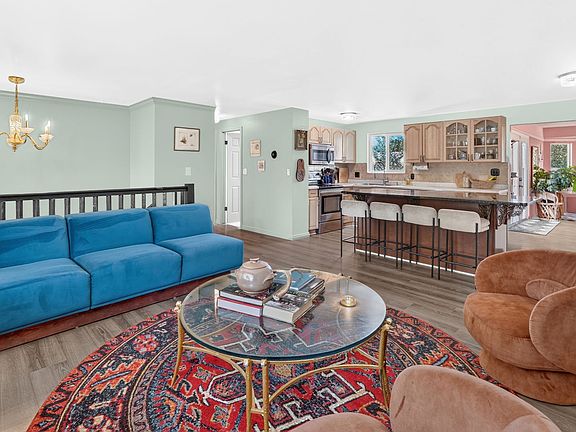 4th image of 6097 S Don Carlos Dr W