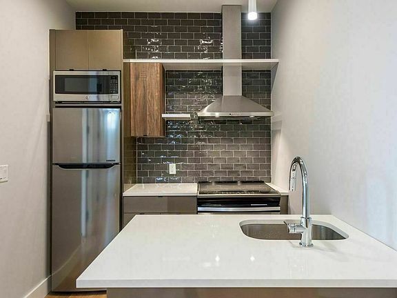 2nd image of 36 Belvedere St #2F