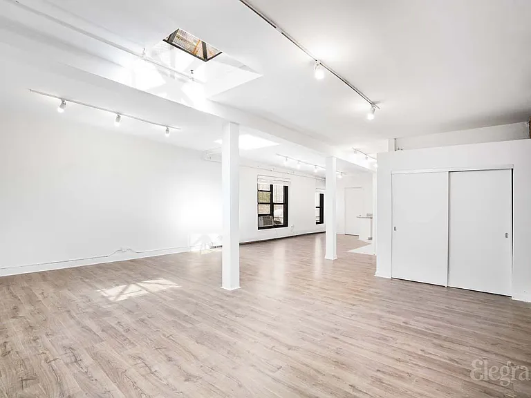 120 E 13th St #3R — Photo 5