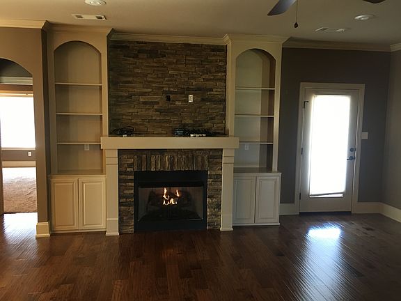 Hardwood-stone fireplace 