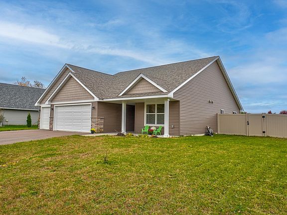 3rd image of 1343 Creekwood Dr