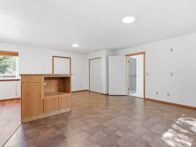510 NE Quimby Ave #2 — Photo 9