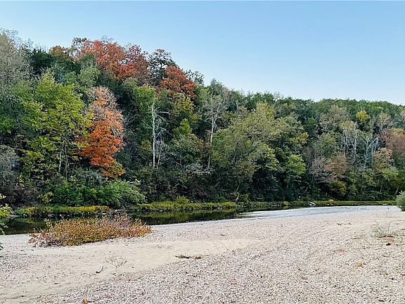 2nd image of 200 Bella Vista Rd #32