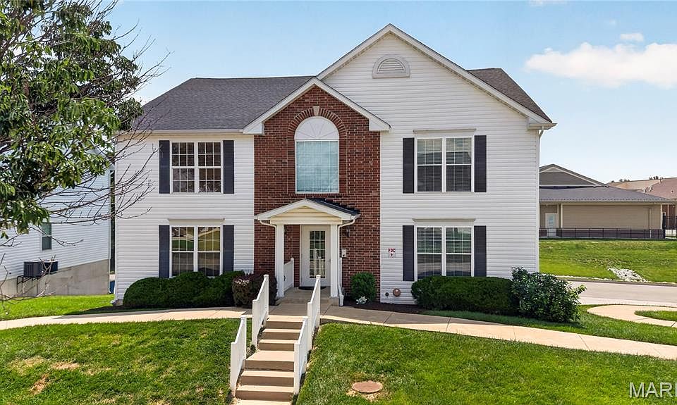 1st image of 10 Homefield Gardens Dr #17N