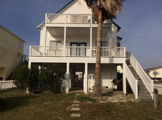 206 W 8th St, Gulf Shores, AL 36542