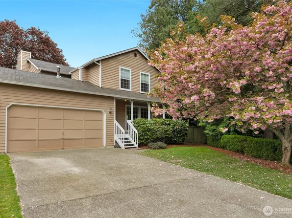 8823 NE 152nd Street, Kenmore, WA 98028
